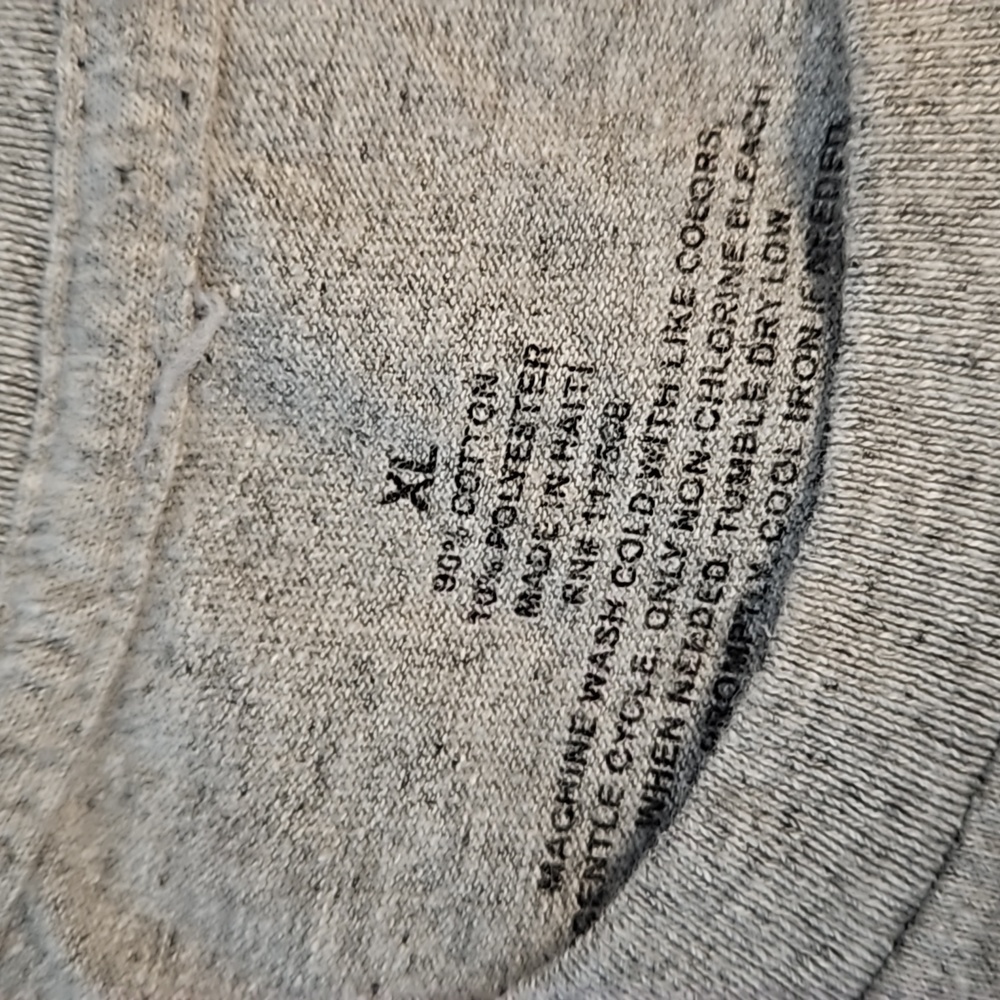 'Sarcasm may occur periodically' graphic print tee XL and 2XL short sleeve gray - Picture 3 of 6